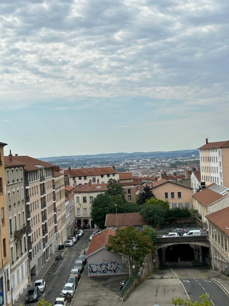 Hotel De La Croix-Rousse Lyon Buitenkant foto