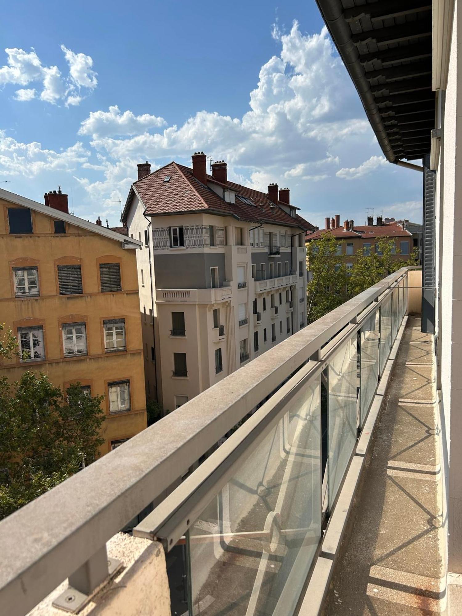 Hotel De La Croix-Rousse Lyon Buitenkant foto