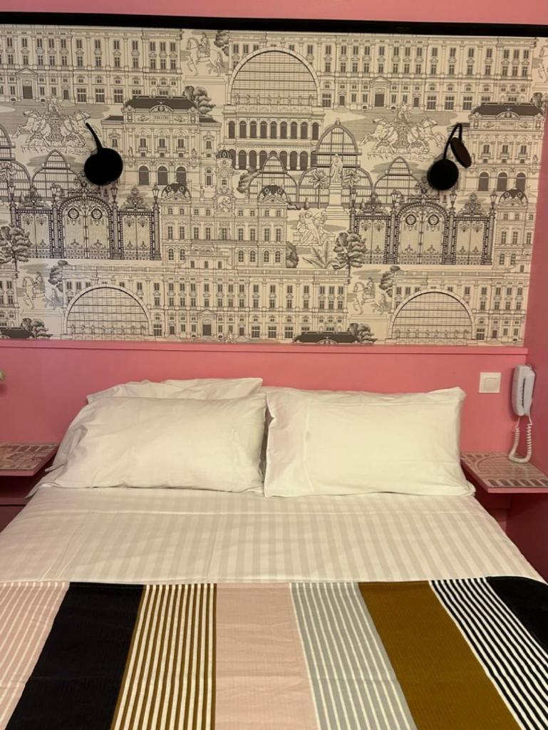 Hotel De La Croix-Rousse Lyon Buitenkant foto
